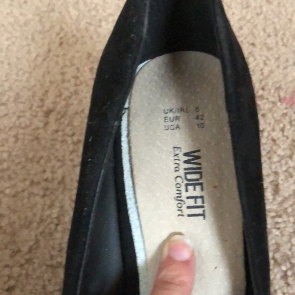 🌺3 for $10🌺 Primark Wide Fit Black velvet faux suede heels - Picture 4 of 5